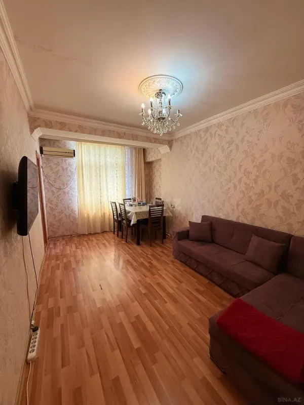 Kirayə verilir 2 otaqlı mənzil 45 m²