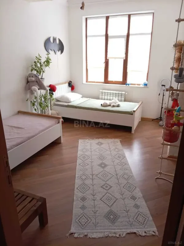 Satılır 3 otaqlı mənzil 117 m²