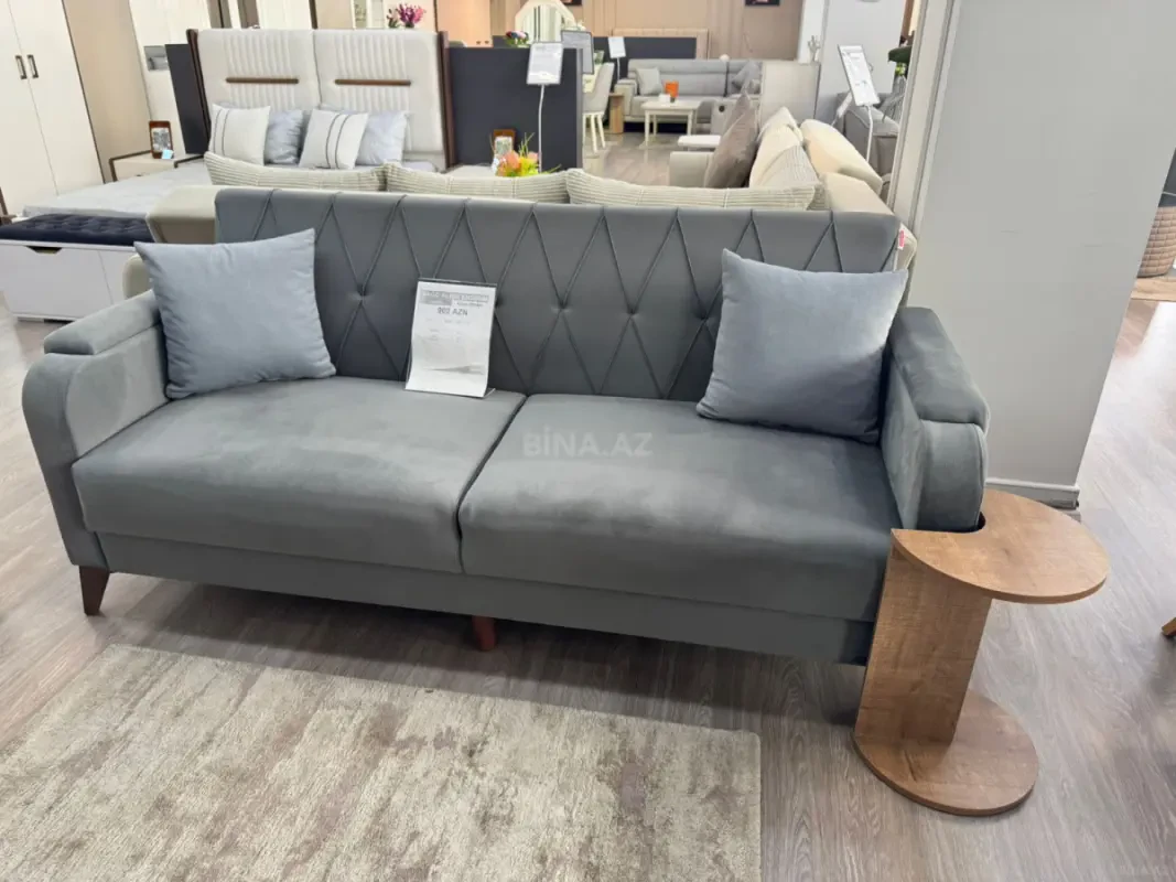 Kirayə verilir 3 otaqlı mənzil 110 m²