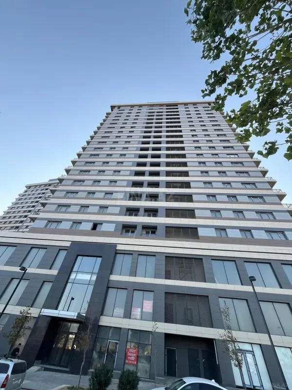 Satılır 1 otaqlı mənzil 65 m²