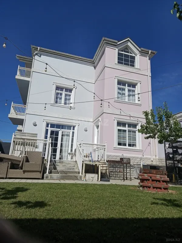 Kirayə verilir 6 otaqlı həyət evi 270 m²