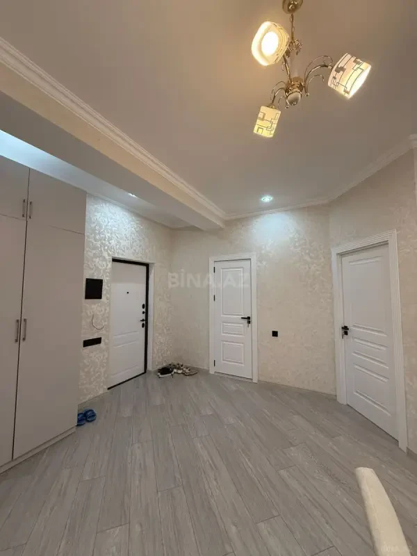 Kirayə verilir 2 otaqlı mənzil 63 m²