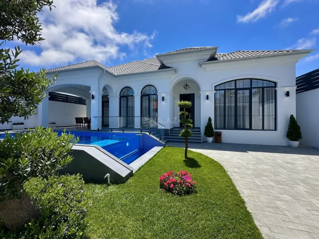 Satılır 5 otaqlı həyət evi 200 m²