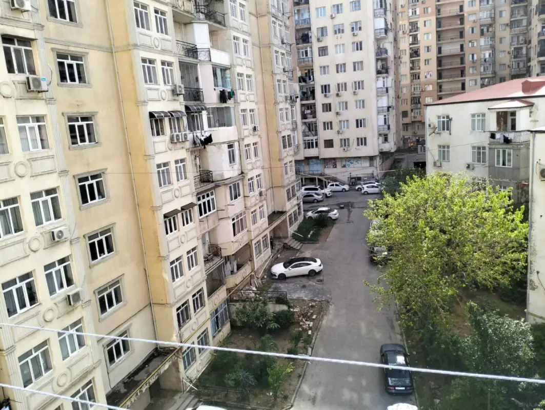Satılır 2 otaqlı mənzil 86 m²