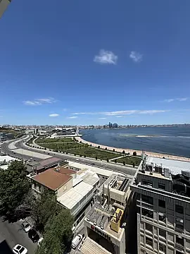 Satılır 4 otaqlı mənzil 236 m² — Bakı, Bayıl 4 otaq 236.00 m²
