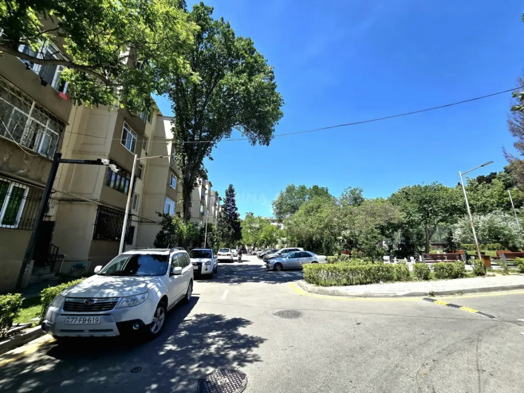 Satılır 1 otaqlı mənzil 40 m²