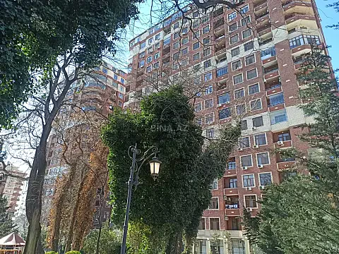 Satılır 3 otaqlı mənzil 178 m² — Bakı, Nizami 3 otaq 178.00 m²