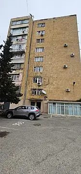 Satılır 3 otaqlı mənzil 82 m² — Bakı, Memar Əcəmi yanı 3 otaq 82.00 m²