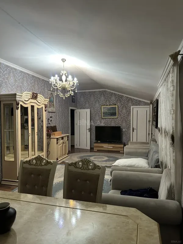 Kirayə verilir 3 otaqlı mənzil 110 m²