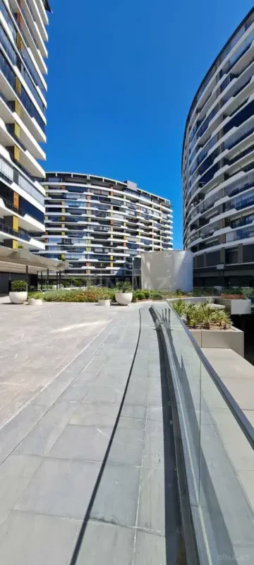 Satılır 2 otaqlı mənzil 90 m²