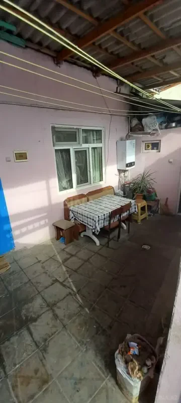 Satılır 3 otaqlı həyət evi 130 m²