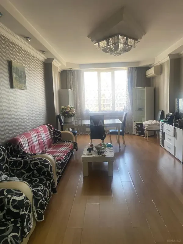 Satılır 3 otaqlı mənzil 90 m²