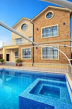Kirayə verilir 6 otaqlı həyət evi 250 m² — Bakı, Buzovna 6 otaq 250.00 m²