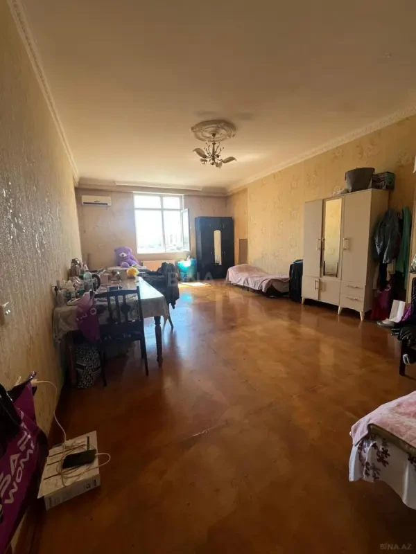 Kirayə verilir 2 otaqlı mənzil 86 m²