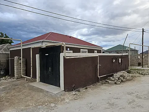 Satılır 4 otaqlı həyət evi 100 m² — Bakı, Binə 4 otaq 100.00 m²