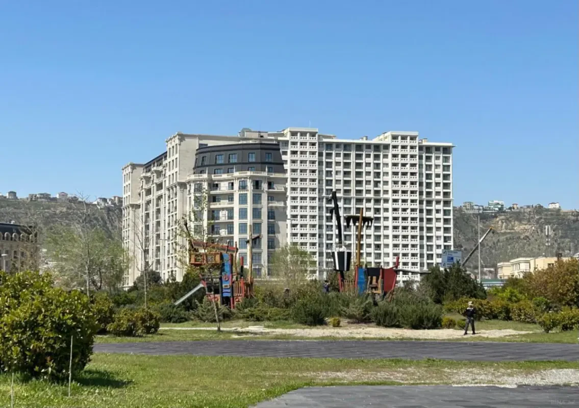Kirayə verilir 3 otaqlı mənzil 110 m²