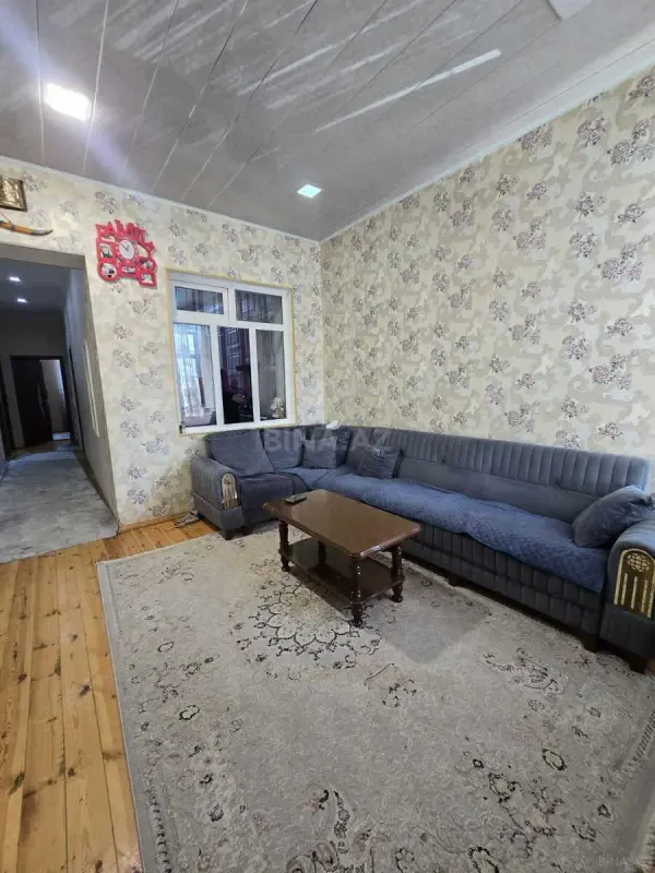 Satılır 4 otaqlı həyət evi 135 m²