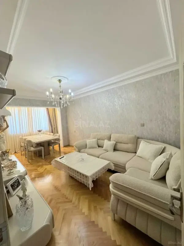 Satılır 3 otaqlı mənzil 85 m²