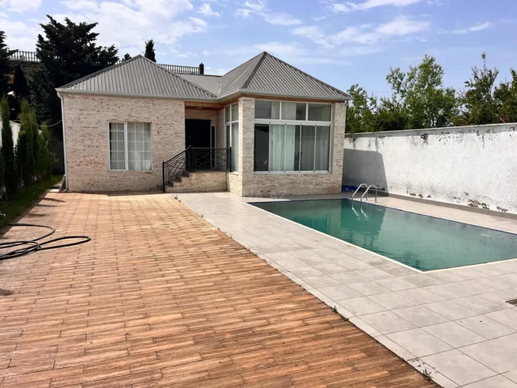 Satılır 4 otaqlı həyət evi 150 m²