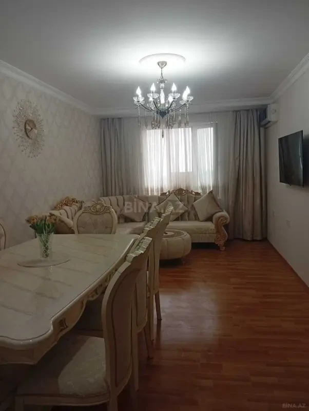 Satılır 3 otaqlı mənzil 104 m²