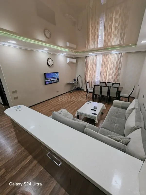 Kirayə verilir 3 otaqlı mənzil 95 m²