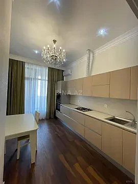 Kirayə verilir 2 otaqlı mənzil 80 m² — Bakı 2 otaq 80.00 m²