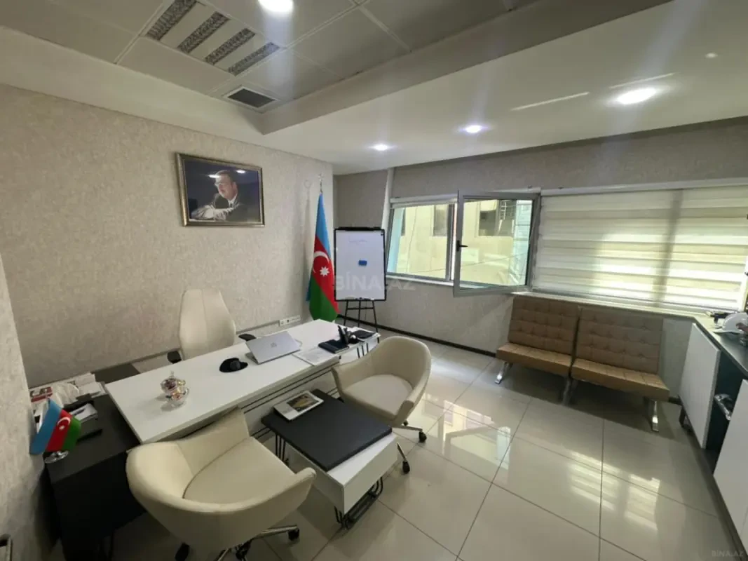 Kirayə verilir 4 otaqlı ofis 110 m²