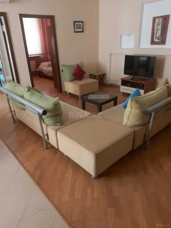 Satılır 3 otaqlı mənzil 95 m²