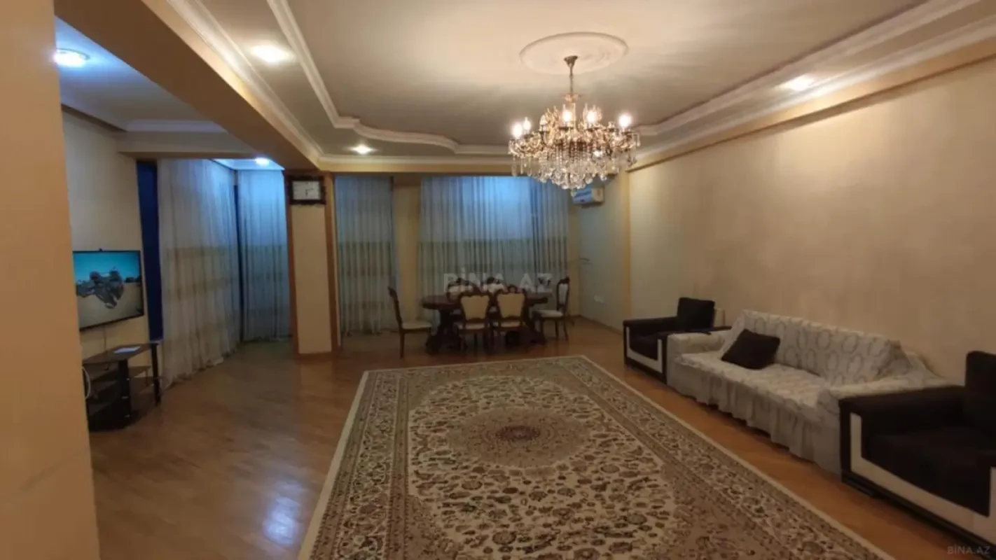 Kirayə verilir 3 otaqlı mənzil 120 m²