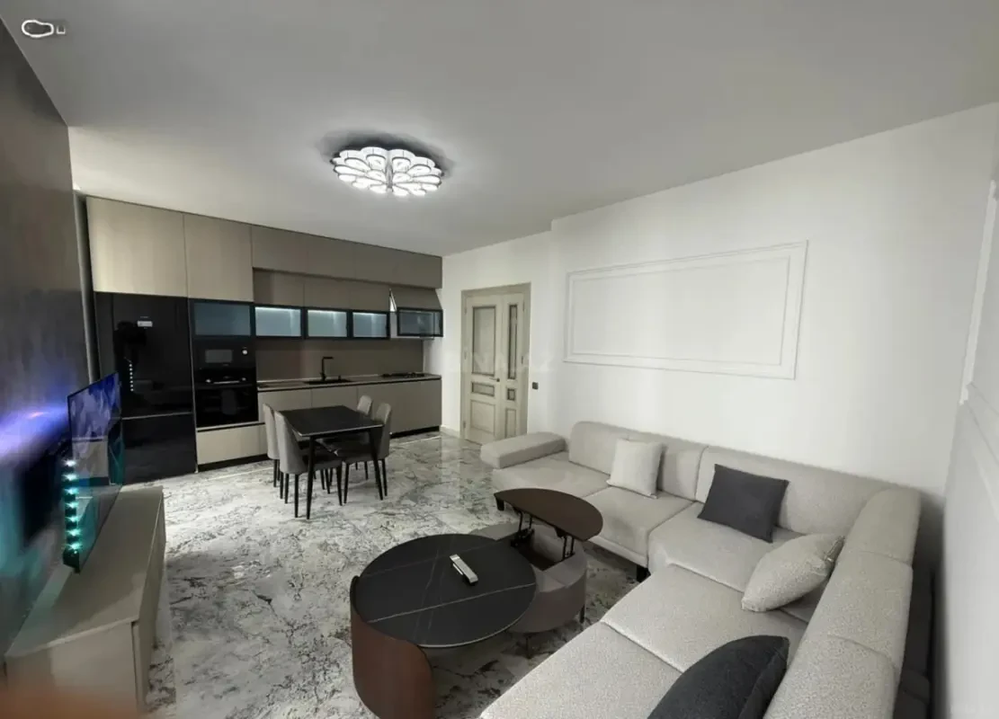 Satılır 2 otaqlı mənzil 75 m²