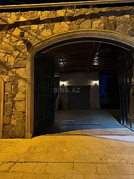 Kirayə verilir 7 otaqlı həyət evi 300 m² — Bakı, Bakıxanov 7 otaq 300.00 m²