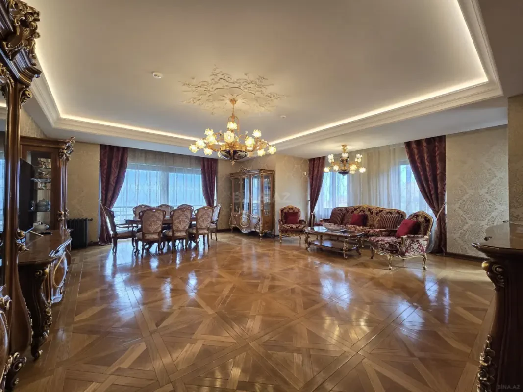 Kirayə verilir 3 otaqlı mənzil 210 m²