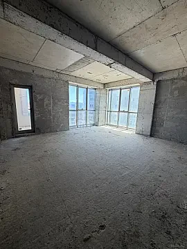 Satılır 3 otaqlı mənzil 157 m² — Bakı 3 otaq 157.00 m²