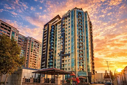 Satılır 3 otaqlı mənzil 135 m² — Bakı 3 otaq 135.00 m²