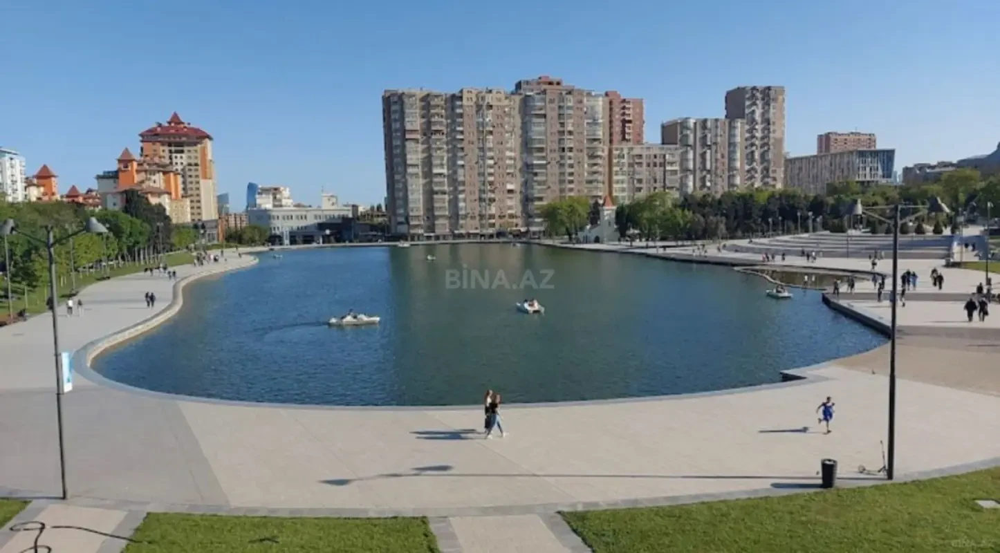 Satılır 2 otaqlı mənzil 80 m²
