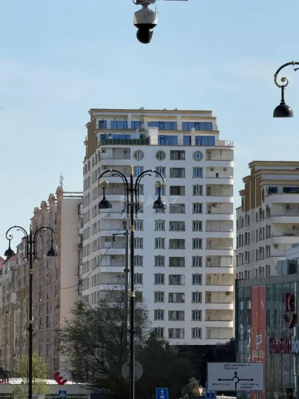 Satılır 3 otaqlı mənzil 98 m²