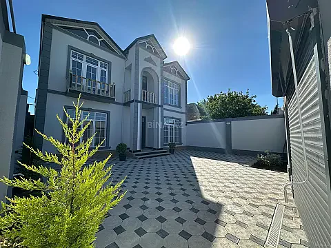Satılır 5 otaqlı həyət evi 240 m² — Bakı 5 otaq 240.00 m²