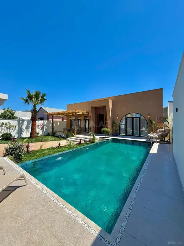 Satılır 5 otaqlı həyət evi 220 m²