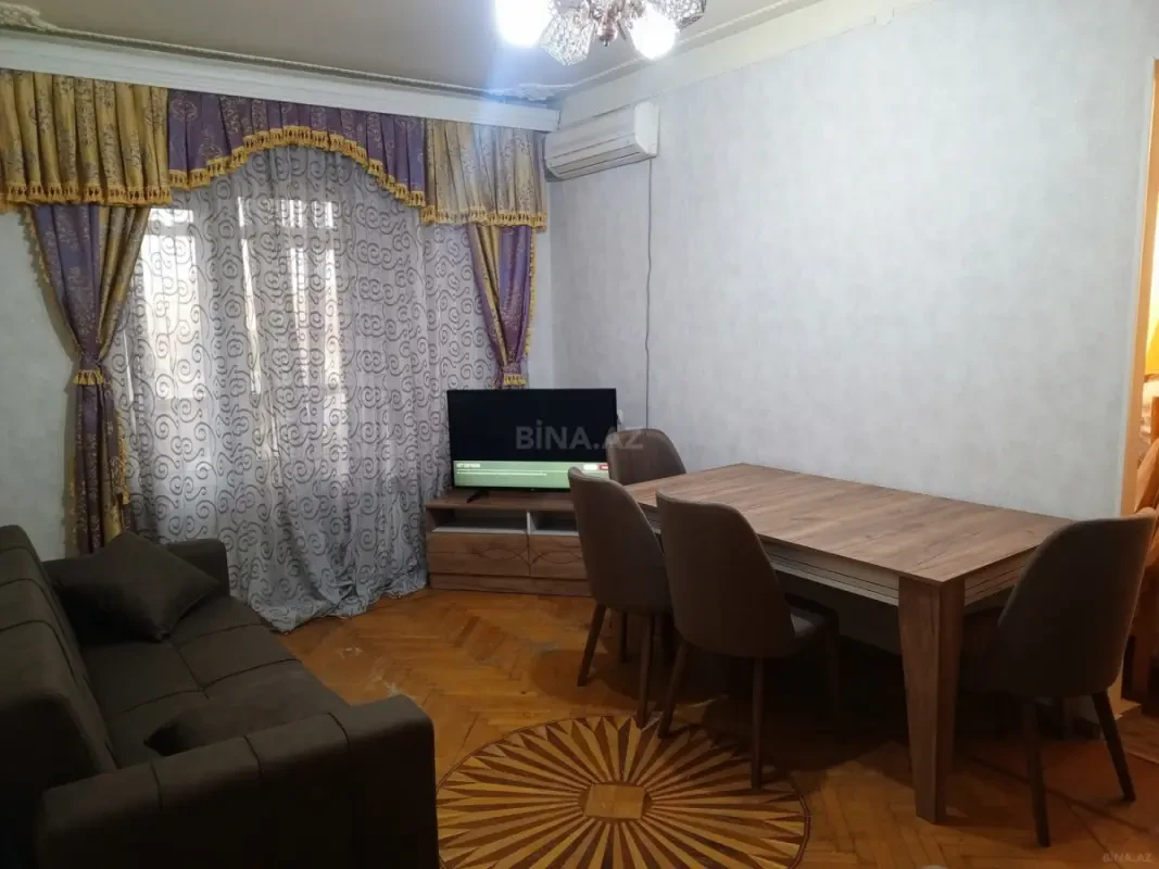 Kirayə verilir 2 otaqlı mənzil 72 m²