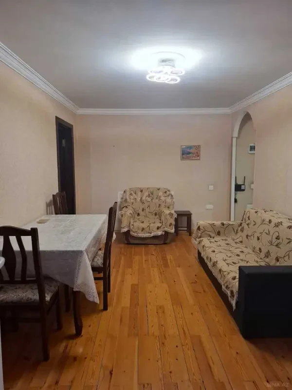 Kirayə verilir 2 otaqlı mənzil 55 m²