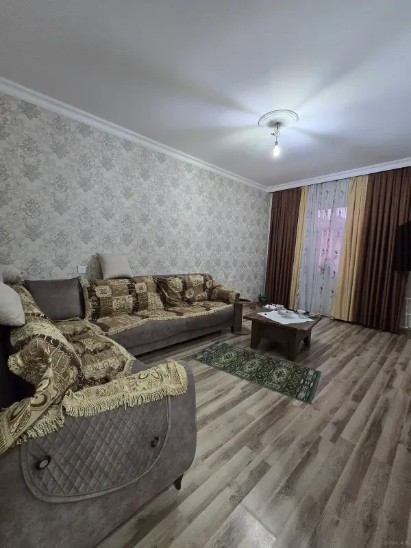 Satılır 2 otaqlı mənzil 55 m²