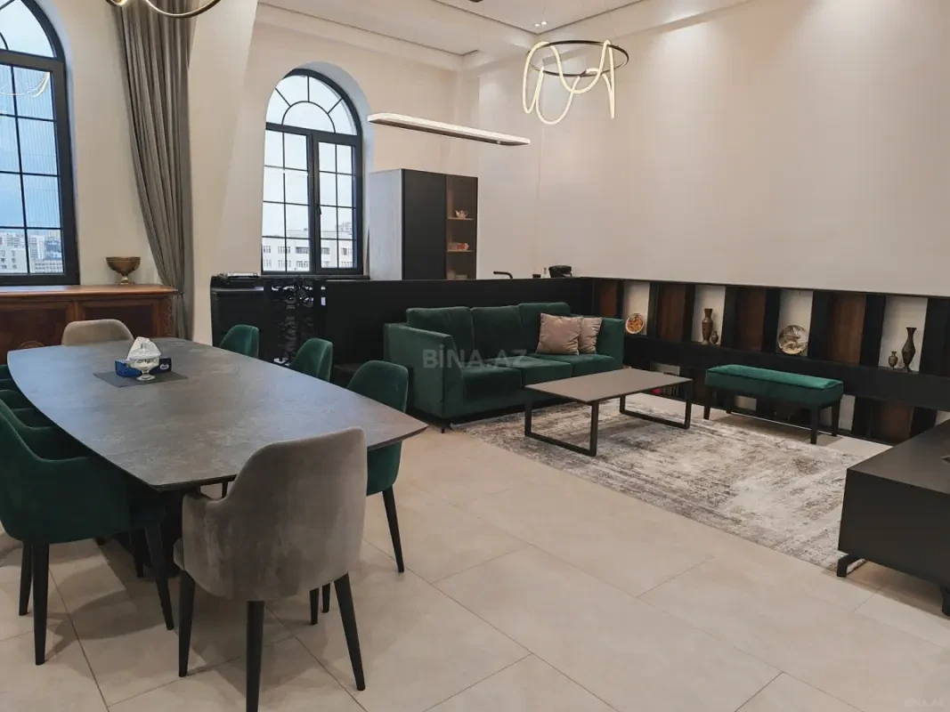 Kirayə verilir 3 otaqlı mənzil 150 m²