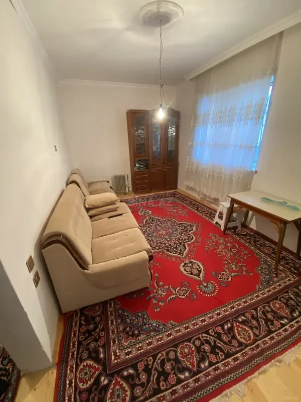 Kirayə verilir 3 otaqlı həyət evi 80 m²