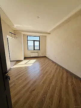Kirayə verilir 3 otaqlı mənzil 77 m² — Bakı 3 otaq 77.00 m²