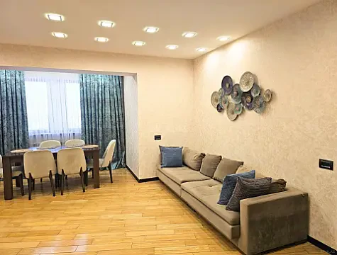 Kirayə verilir 3 otaqlı mənzil 75 m² — Bakı 3 otaq 75.00 m²