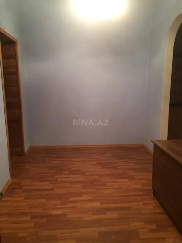 Kirayə verilir 6 otaqlı həyət evi 200 m²