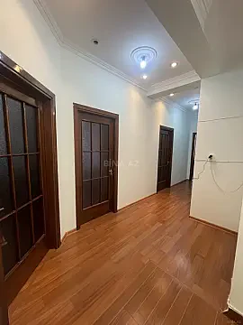 Kirayə verilir 4 otaqlı mənzil 150 m² — Bakı, Həzi Aslanov qəs. 4 otaq 150.00 m²