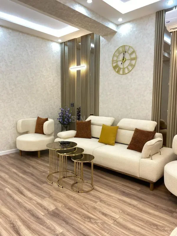 Kirayə verilir 2 otaqlı mənzil 65 m²