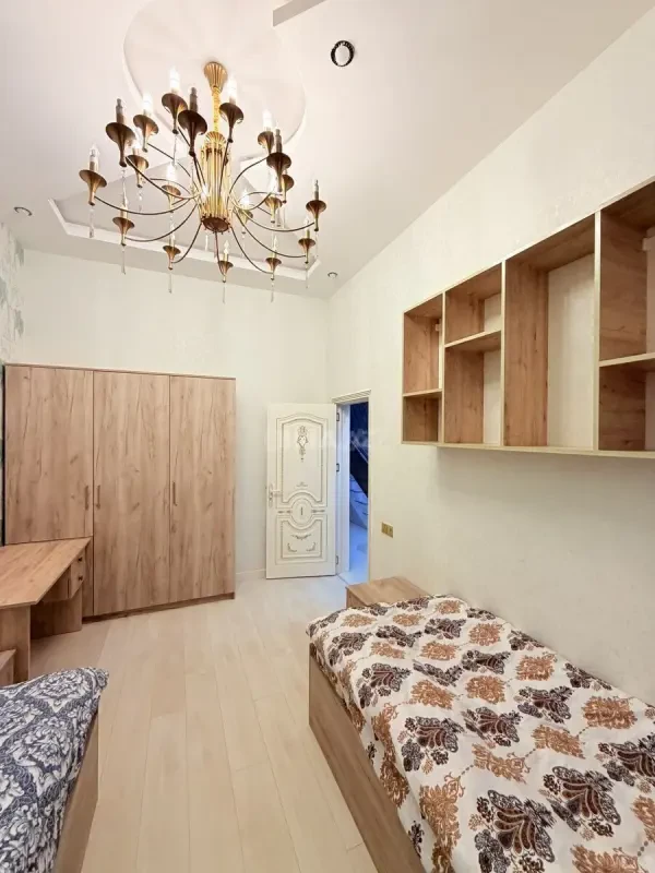 Kirayə verilir 4 otaqlı həyət evi 210 m²