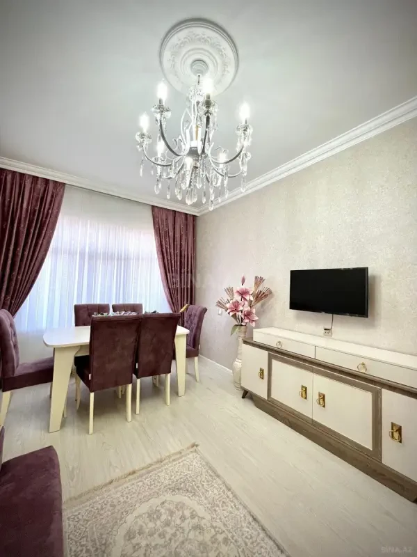 Satılır 2 otaqlı mənzil 73 m²